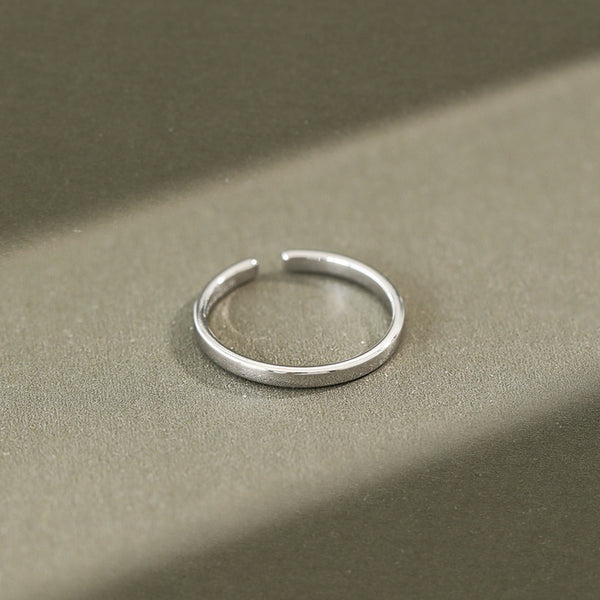 Bague réglable en argent sterling 925 aux lignes minimalistes classiques